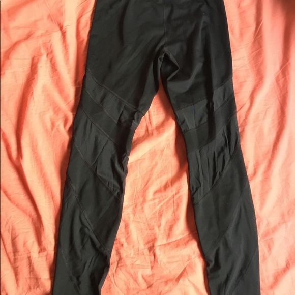 Black leggings - Picture 2 of 2